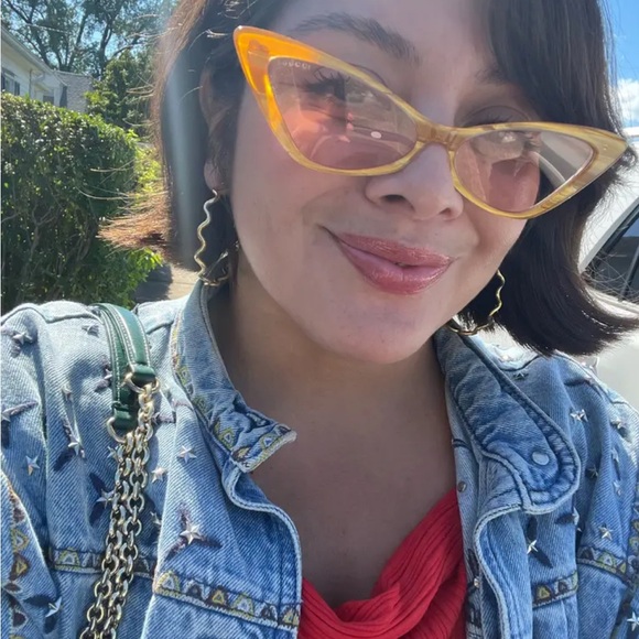 ⚡️GUCCI Yellow Cat-Eye Sunglasses, NWT! Fancy, retro inspired look $595 Retail 💛 - Picture 12 of 16